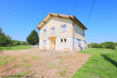 Maison à vendre 179 000 € 7 pièces 5 chambres 117 m² 7 826 m² de terrain Foissiat 01340