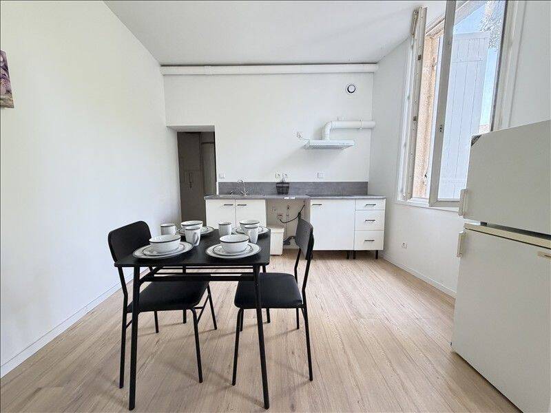 Appartement 1 pièce 25 m² · à Saint-André-de-Cubzac · 25 m² · 550 €