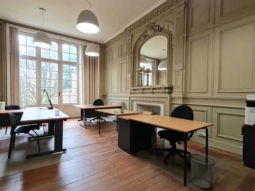 Espace bureau à louer 675 € 36 m² de bureaux Centre-Neuf Bourg-Quesnoy-Delsaux-Musée-Cannoniers-Gare Valenciennes 59300