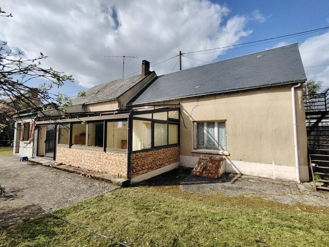 Maison 5 pièces 121 m² · à Chartres · 121 m² · 107 800 €