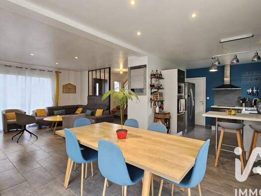 Maison à vendre 290 900 € 4 pièces 3 chambres 95,8 m² 400 m² de terrain Saint-Médard-sur-Ille 35250