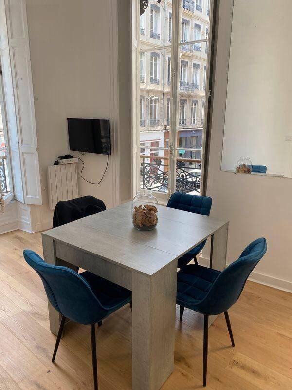 Appartement 2 pièces 28 m² · à Lyon 2ème Arrondissement · 28 m² · 930 €/mois