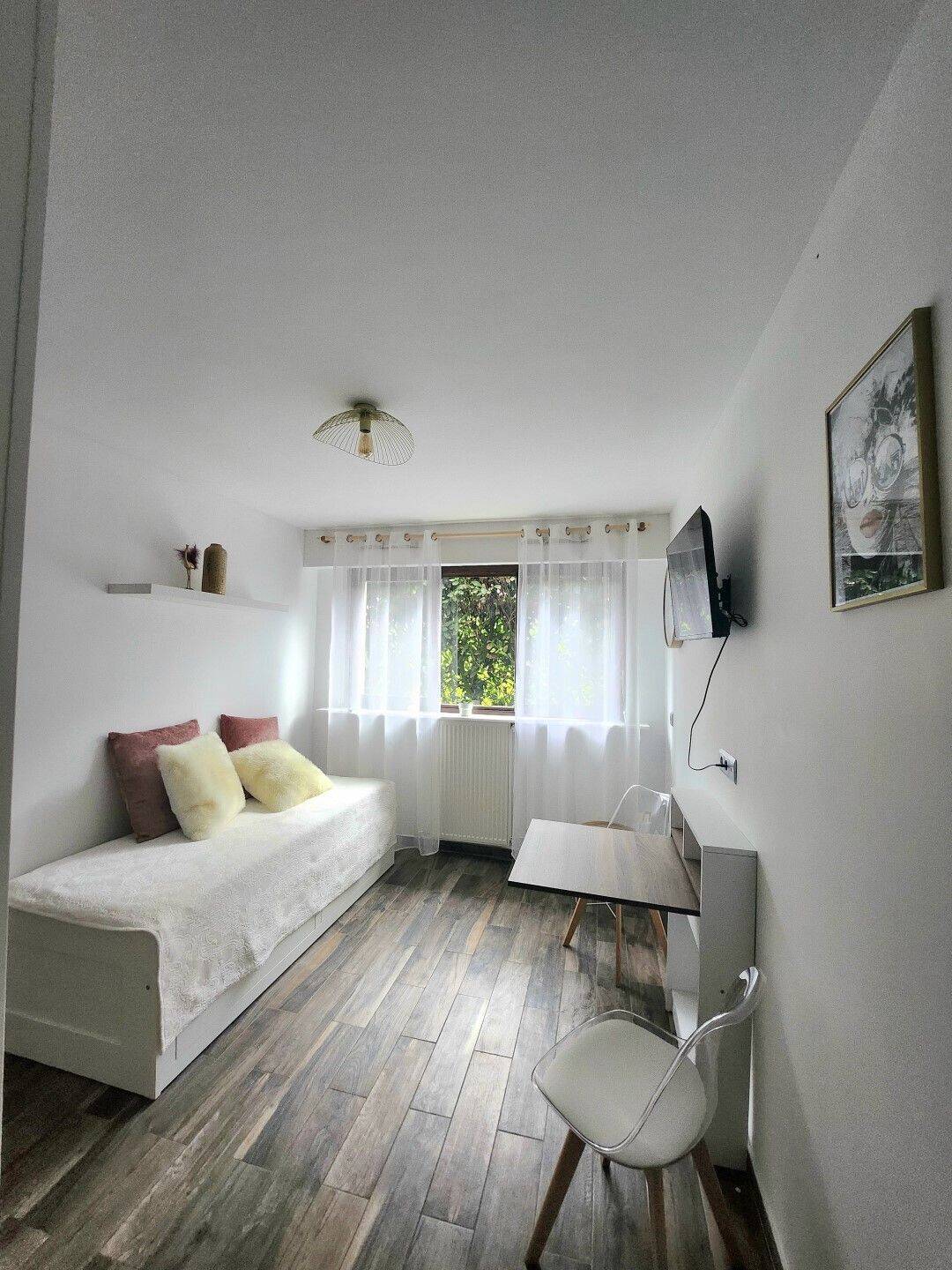 Appartement 1 pièce 20 m² · à Noisy-le-Roi · 20 m² · 720 €/mois