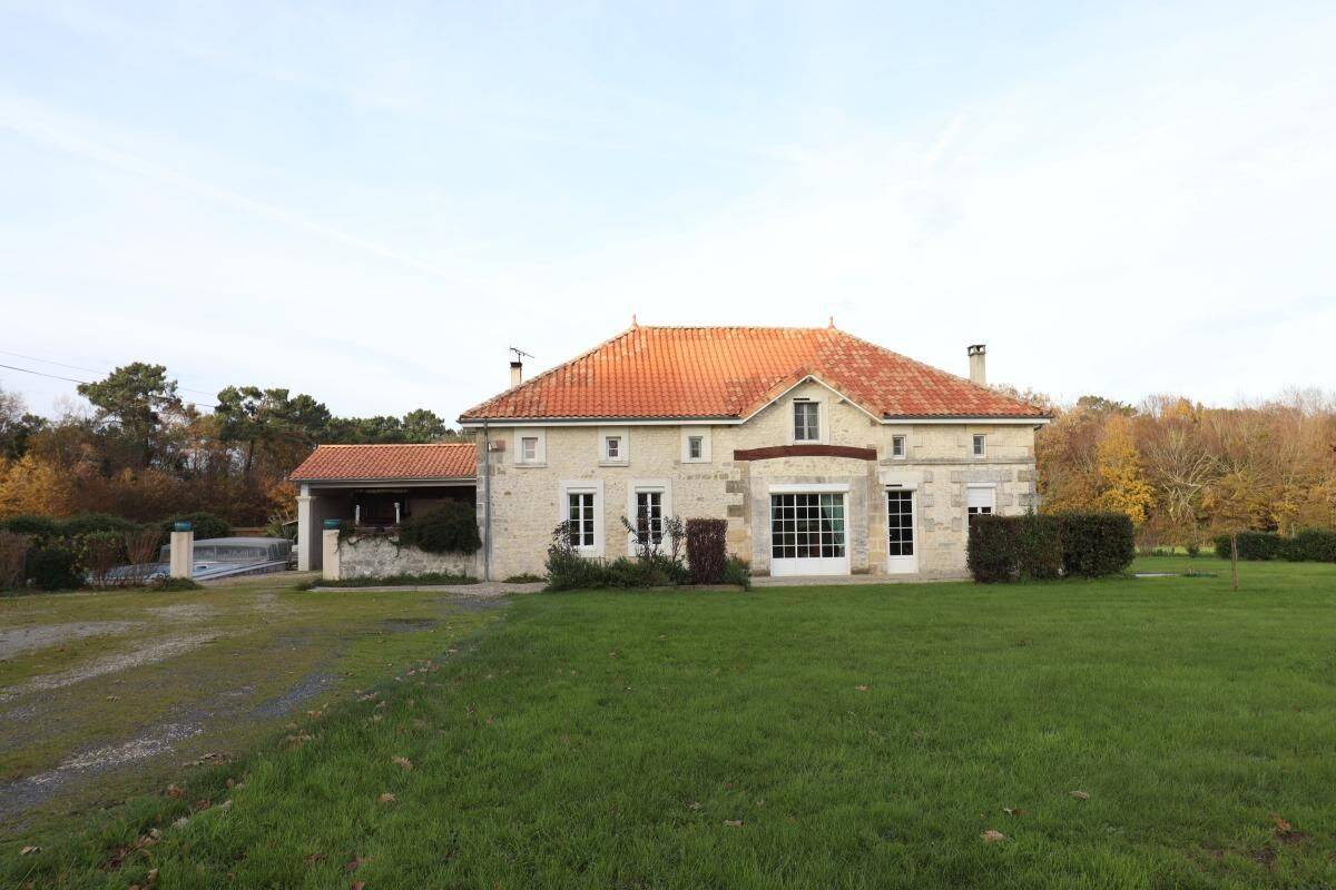 Maison 8 pièces 266 m² · à Villexavier · 265,9 m² · 130 550 €