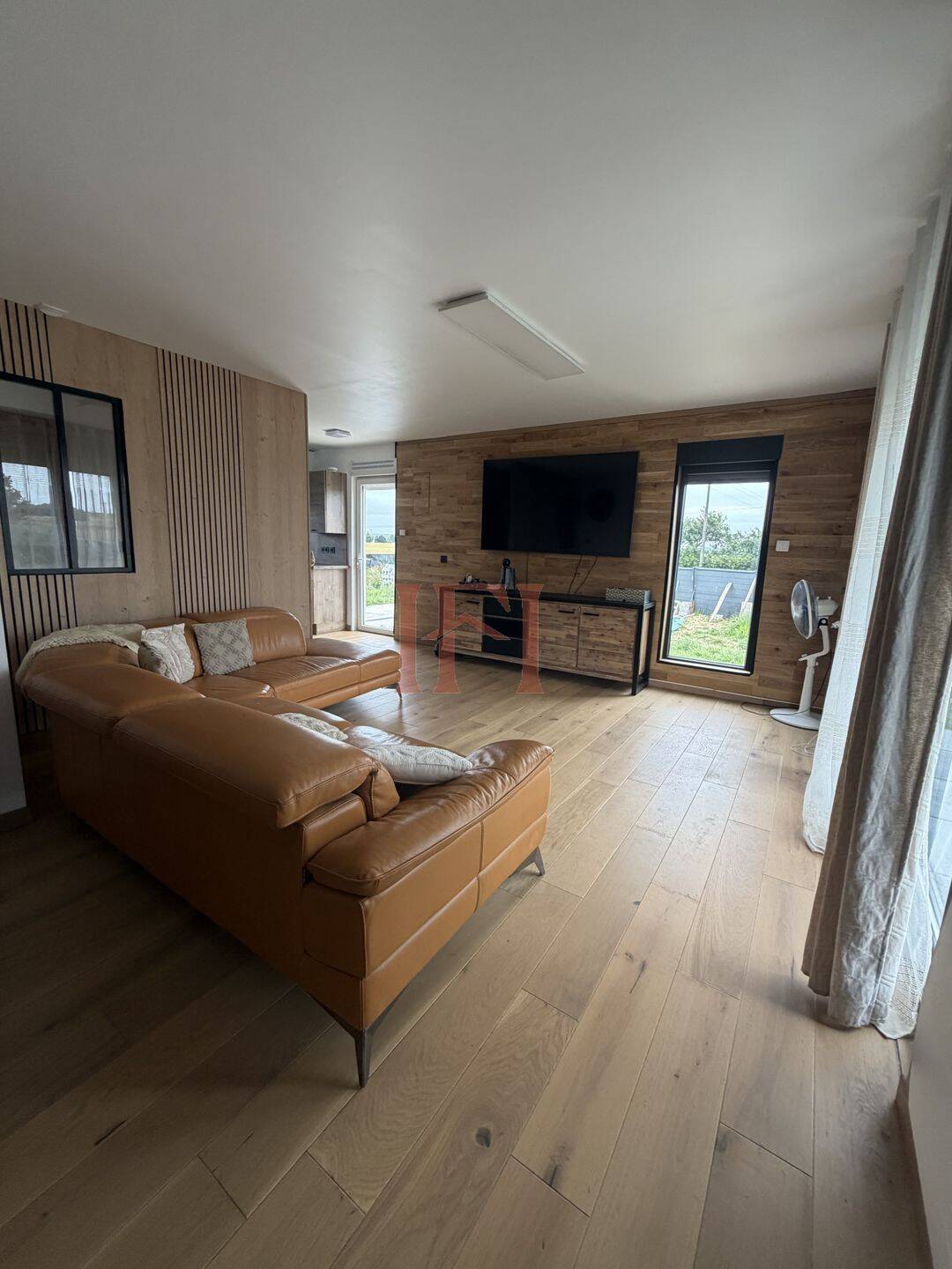 Maison 6 pièces 148 m² · à Saint-Denis-Lanneray · 147,7 m² · 231 000 €