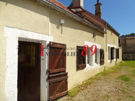 Maison à vendre 44 000 € 3 pièces 2 chambres 86,8 m² 186 m² de terrain Châtillon-sur-Seine 21400