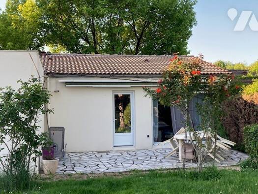 Maison à vendre 202 720 € 5 pièces 4 chambres 113 m² 592 m² de terrain Poitiers 86000