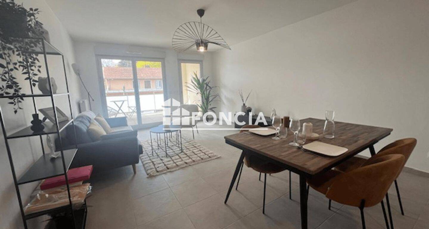 Appartement 4 pièces 80 m² · à Rillieux-la-Pape · 80 m² · 351 000 €