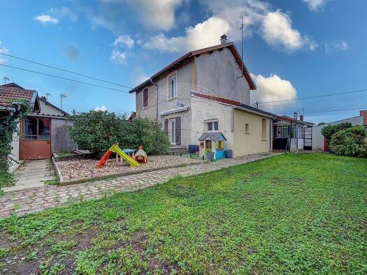 Maison à vendre 149 900 € 4 pièces 2 chambres 83 m² 329 m² de terrain Giraumont 54780