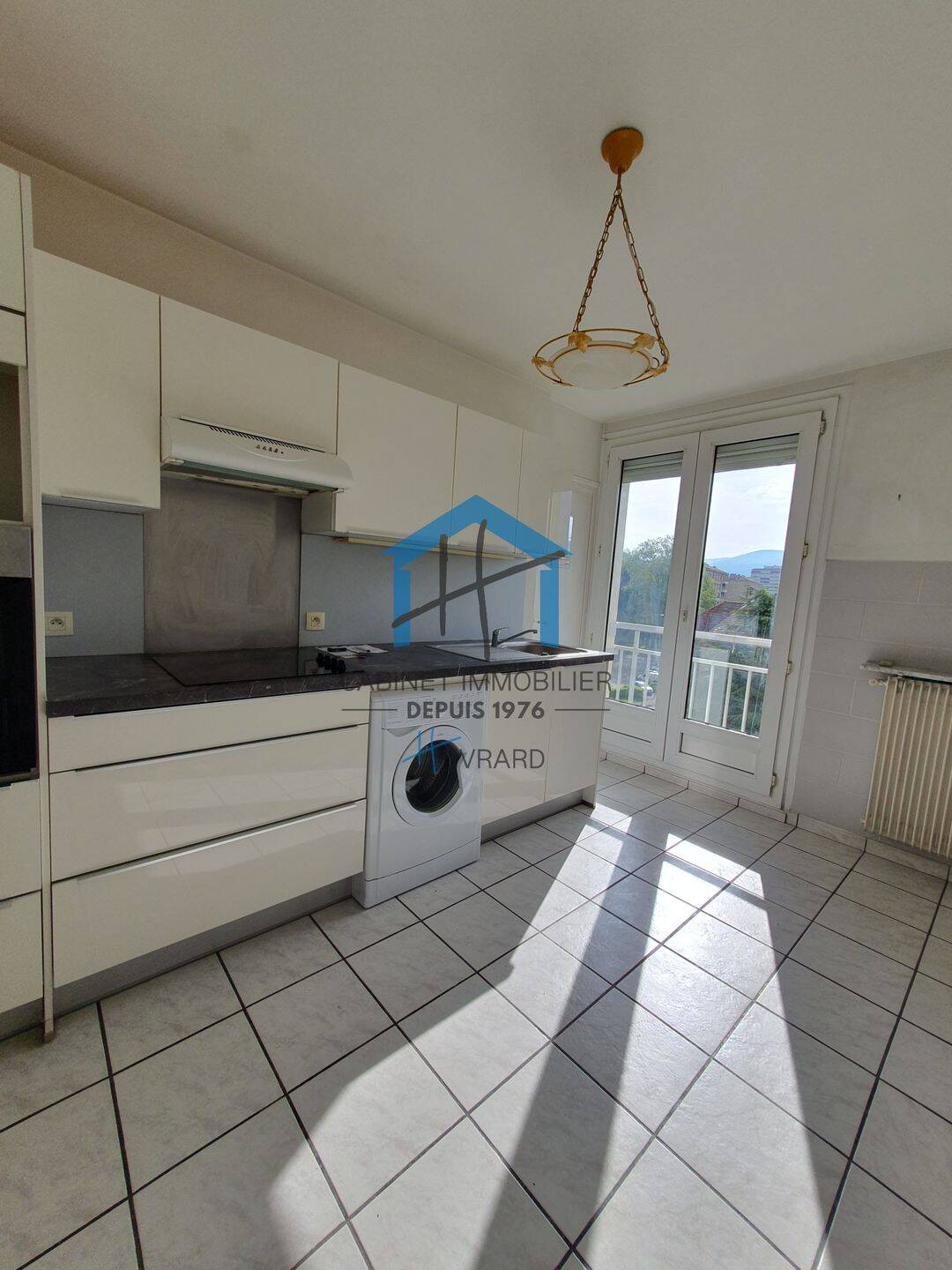 Appartement 4 pièces 77 m² · à Saint-Étienne · 77,2 m² · 79 000 €