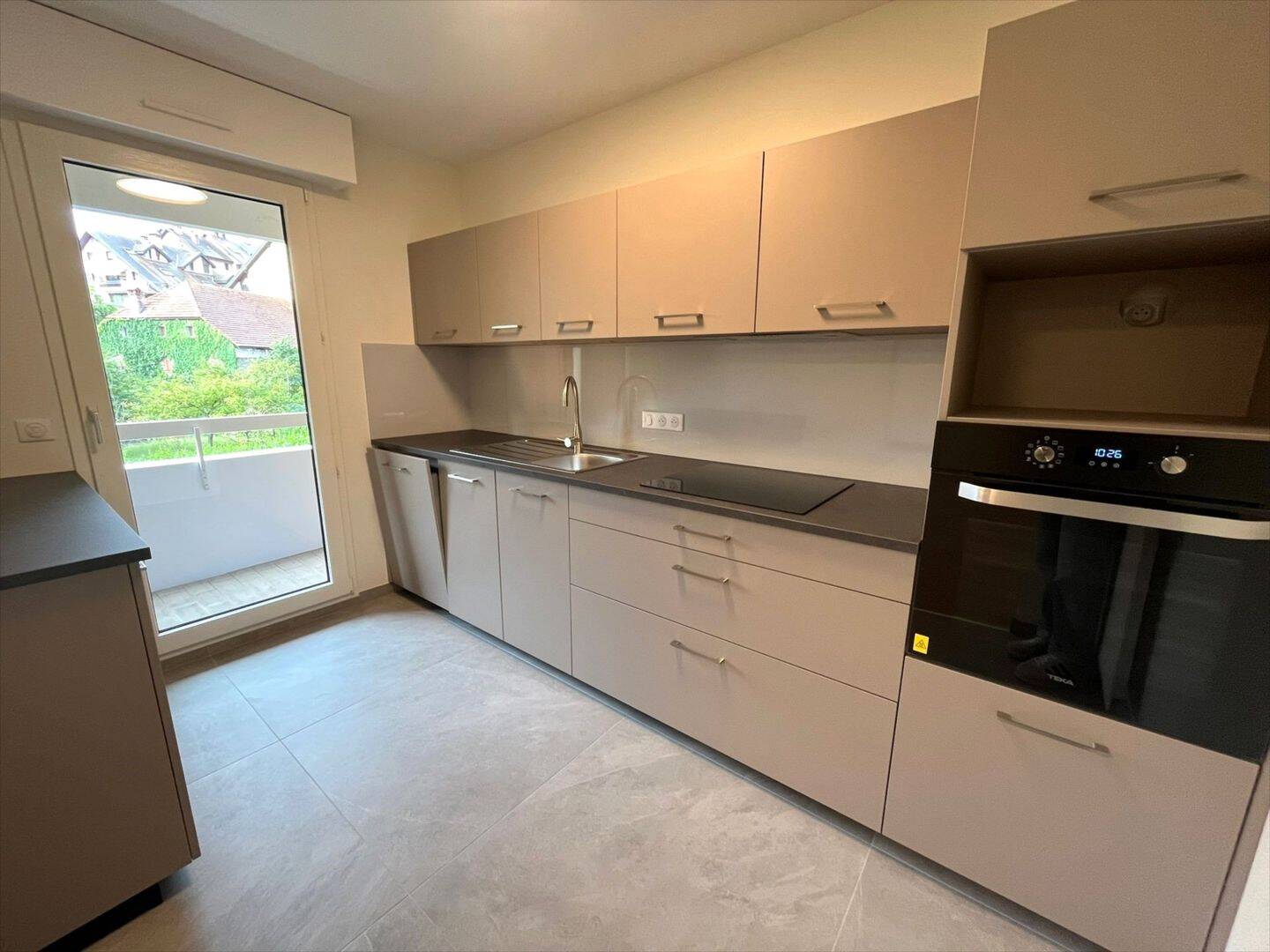 Appartement 4 pièces 91 m² · à Saint-Julien-en-Genevois · 91,1 m² · 2 650 €/mois