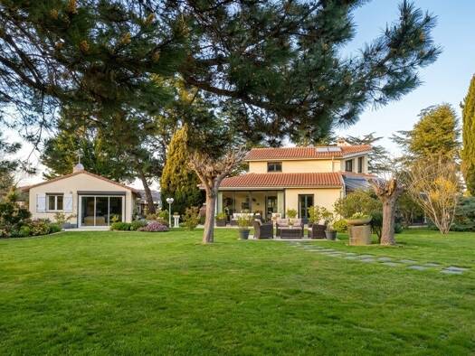 Maison à vendre 523 000 € 5 pièces 4 chambres 175 m² 5 300 m² de terrain Ponlat-Taillebourg 31210