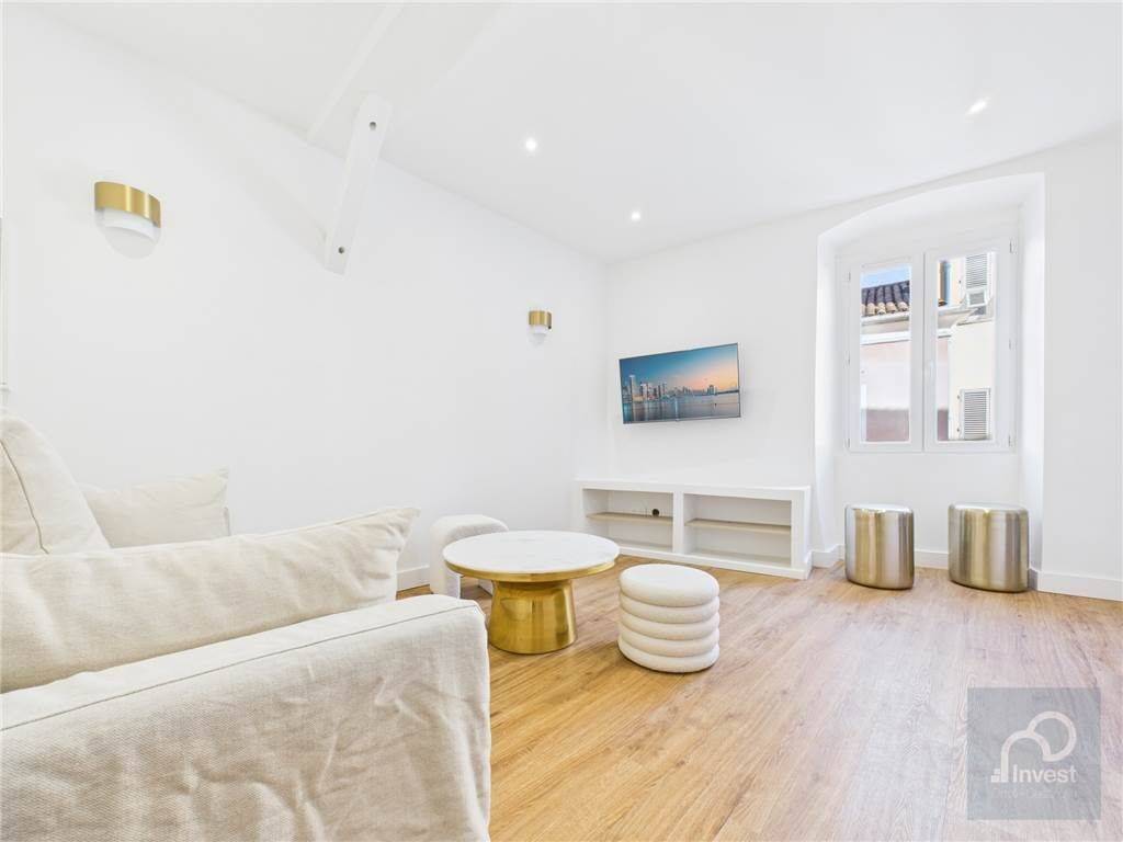 Appartement 2 pièces 35 m² · à Ajaccio · 35 m² · 950 €