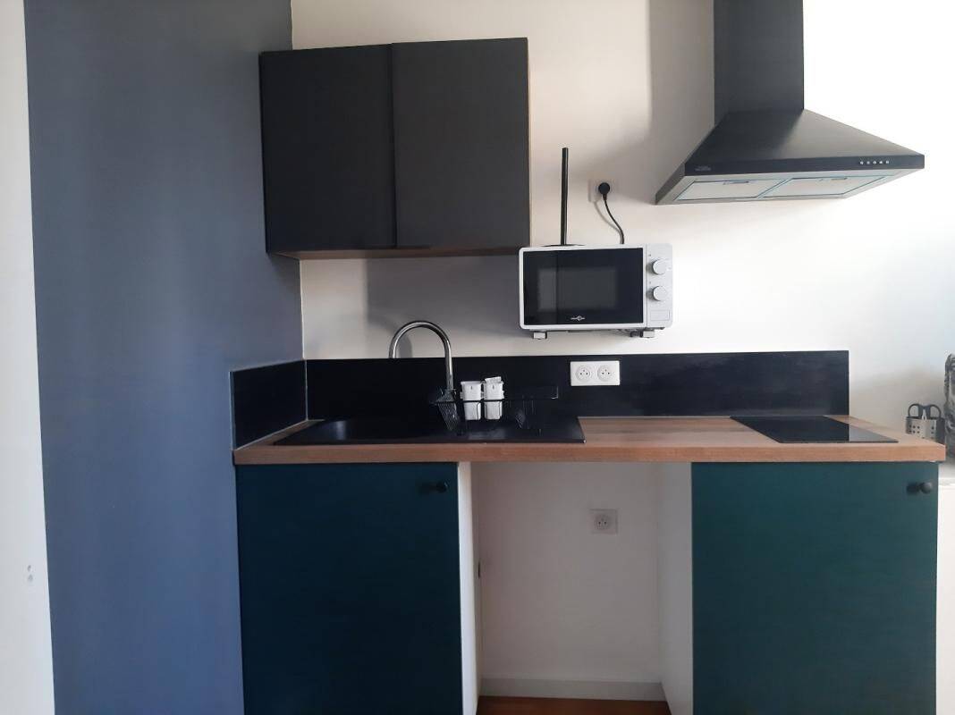 Appartement 1 pièce 27 m² · à Limoges · 27 m² · 490 €