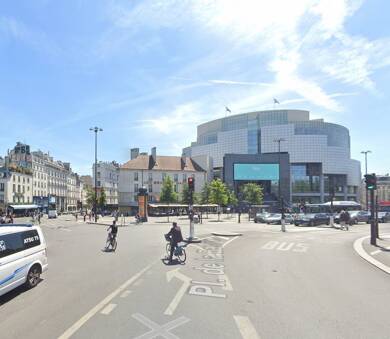 Immeuble à vendre 25 300 000 € 1 639 m² Paris 11ème 75011