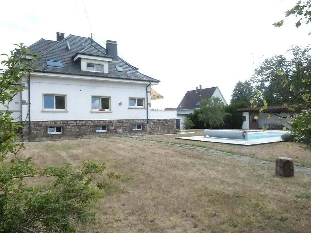Maison 6 pièces 191 m² · à Mertzwiller · 191 m² · 1 880 €/mois