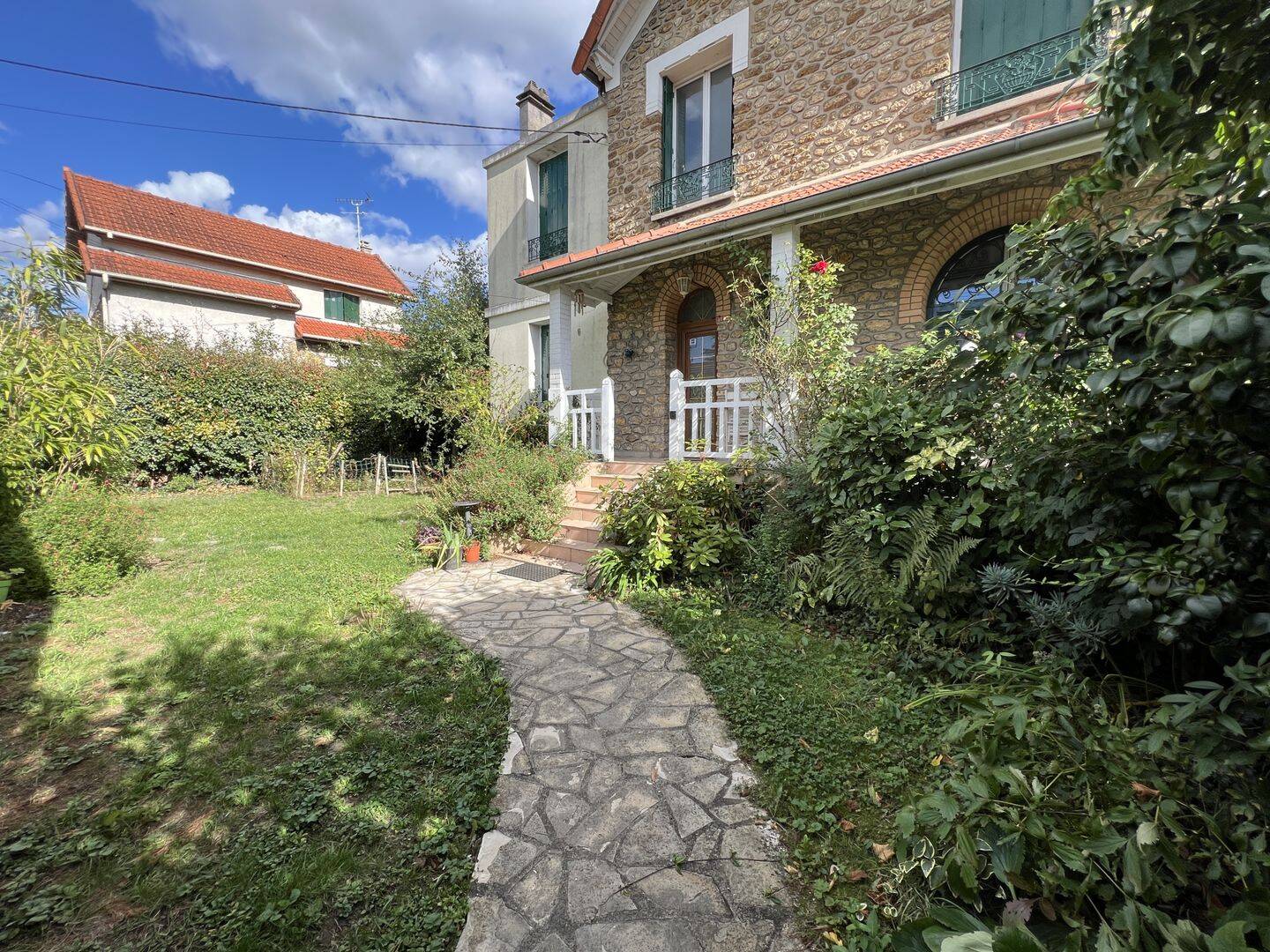 Maison 4 pièces 75 m² · à Savigny-sur-Orge · 75,3 m² · 299 000 €