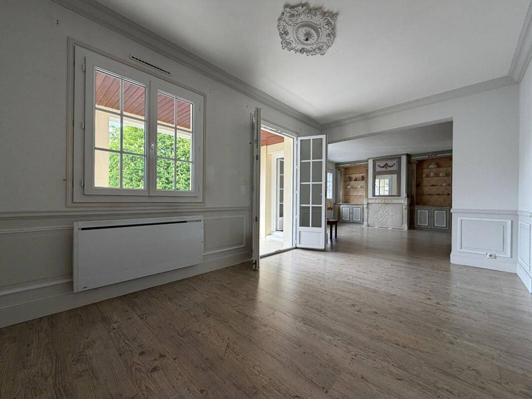 Maison 5 pièces 141 m² · à Lillebonne · 141 m² · 225 750 €