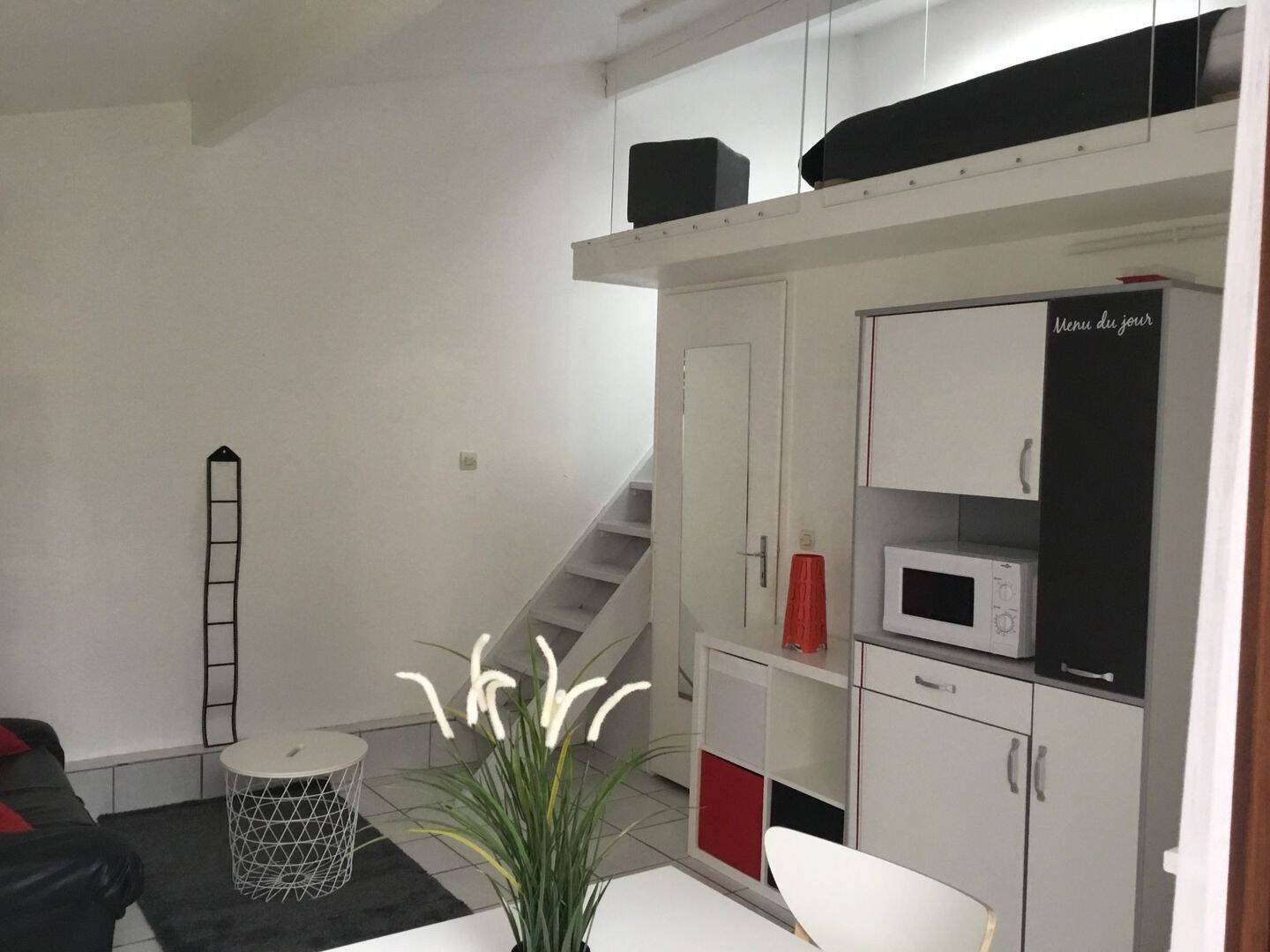 Appartement 1 pièce 17 m² · à Bordeaux · 17 m² · 530 €
