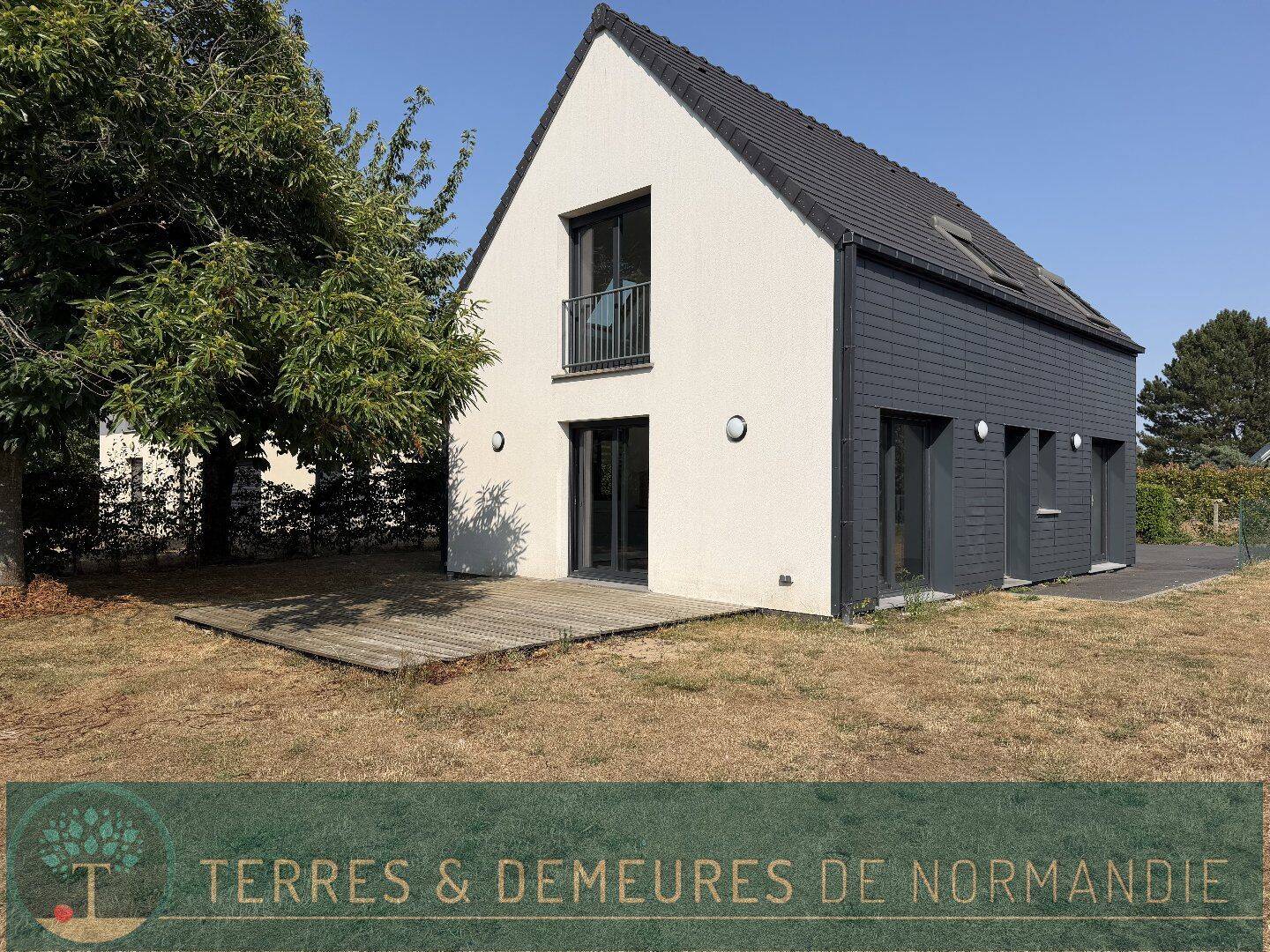 Maison 5 pièces 100 m² · à Sainte-Opportune-la-Mare · 100 m² · 243 000 €