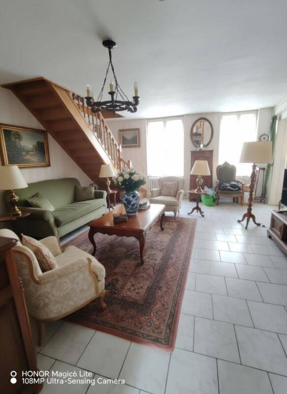 Maison 6 pièces 120 m² · à Azé · 120 m² · 128 500 €