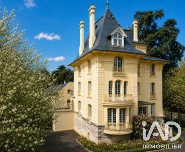 Appartement 4 pièces 88 m² · à Fontainebleau · 87,7 m² · 320 000 €