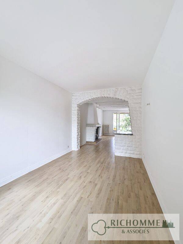 Appartement 4 pièces 92 m² · à Reims · 92 m² · 960 €