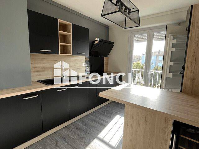Appartement 2 pièces 54 m² · à Niort · 53,8 m² · 606 €/mois