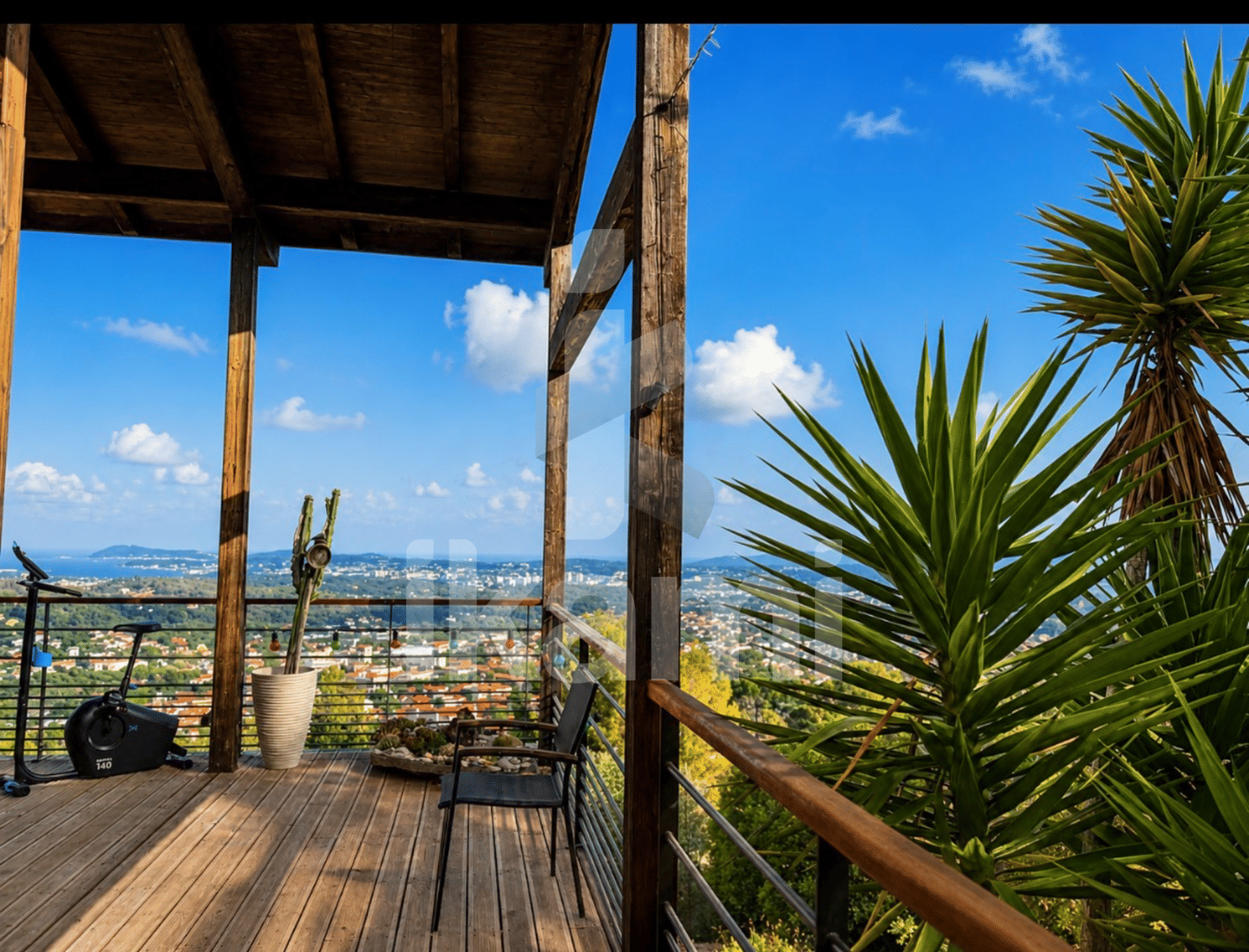 Maison 4 pièces 145 m² · à Ollioules · 144,8 m² · 780 000 €