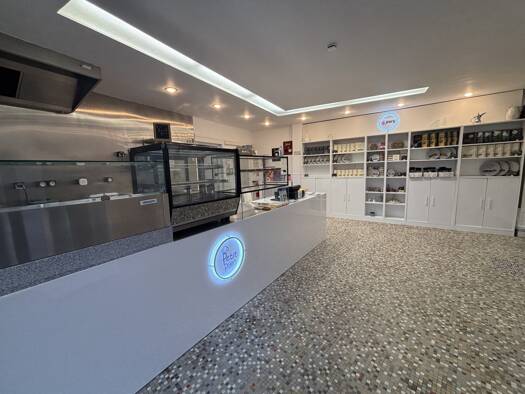 Appartement à vendre 95 400 € 2 pièces 1 chambre 88,7 m² RDC Bourges 18000