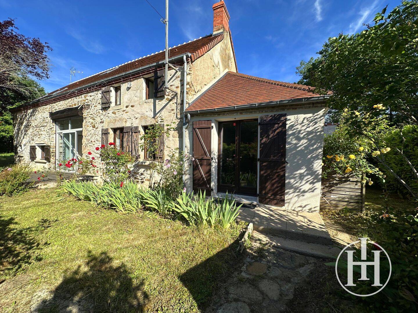 Maison 6 pièces 165 m² · à Pouligny-Notre-Dame · 165 m² · 173 000 €