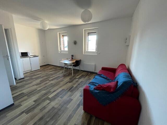 Appartement 1 pièce 22 m² · à Saint-Quentin · 22 m² · 330 €