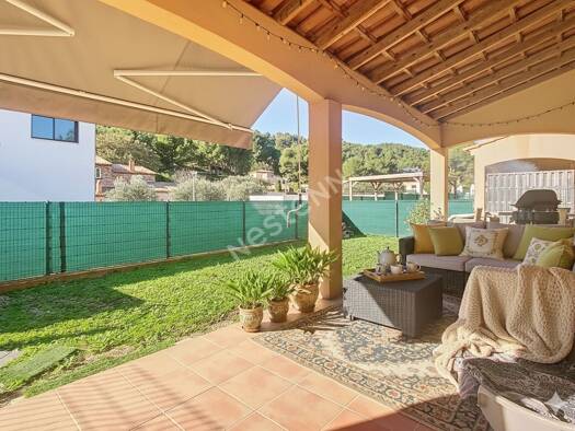 Maison à louer 1 200 € 2 pièces 1 chambre 68 m² Ensuès-la-Redonne 13820