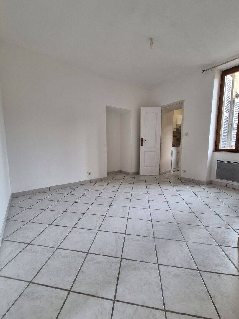 Appartement 2 pièces 32 m² · à Dijon · 31,7 m² · 520 €/mois