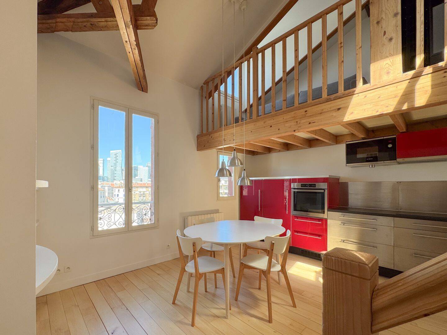 Appartement 4 pièces 65 m² · à Puteaux · 65 m² · 1 800 €