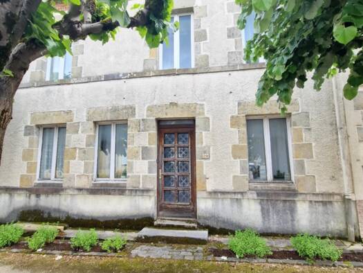 Maison de ville à vendre 79 490 € 9 pièces 7 chambres 206 m² 228 m² de terrain Nibelle 45340