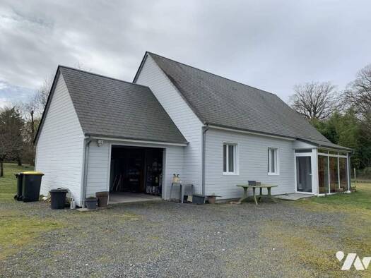 Maison de plain-pied à vendre 230 560 € 3 pièces 2 chambres 75 m² 3 046 m² de terrain Monts 37260