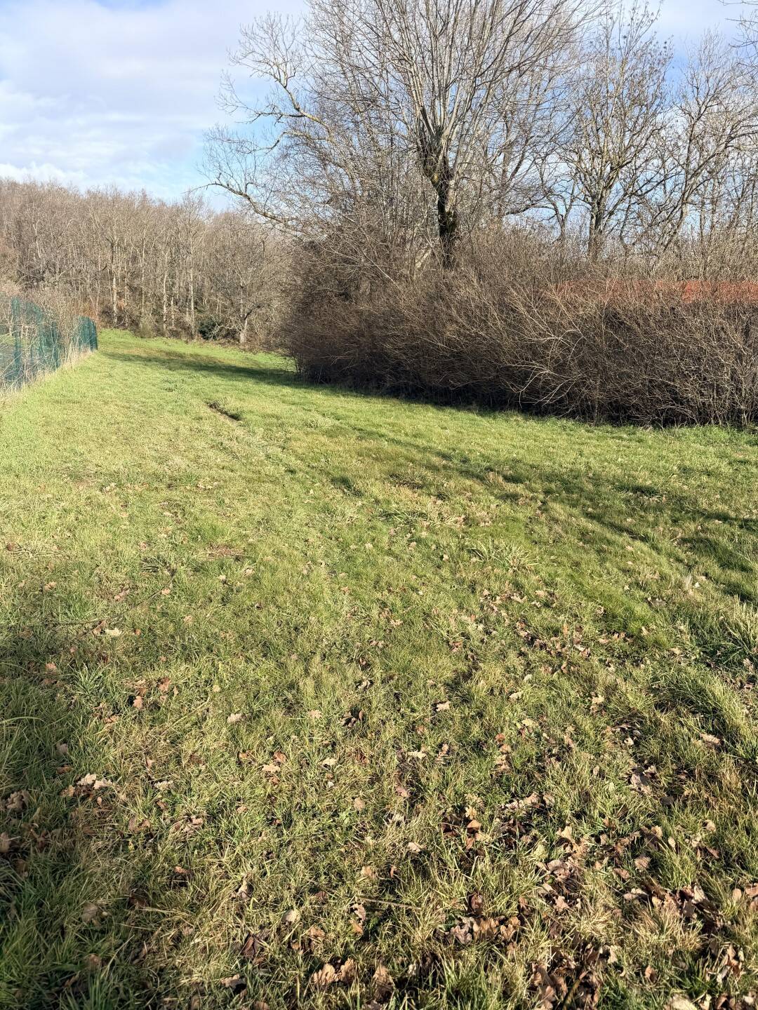 Terrain de 469 m² à Combronde - photo 2