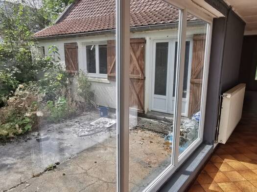 Maison de plain-pied à vendre 110 000 € 4 pièces 2 chambres 122 m² 973 m² de terrain Le Quesnel 80118