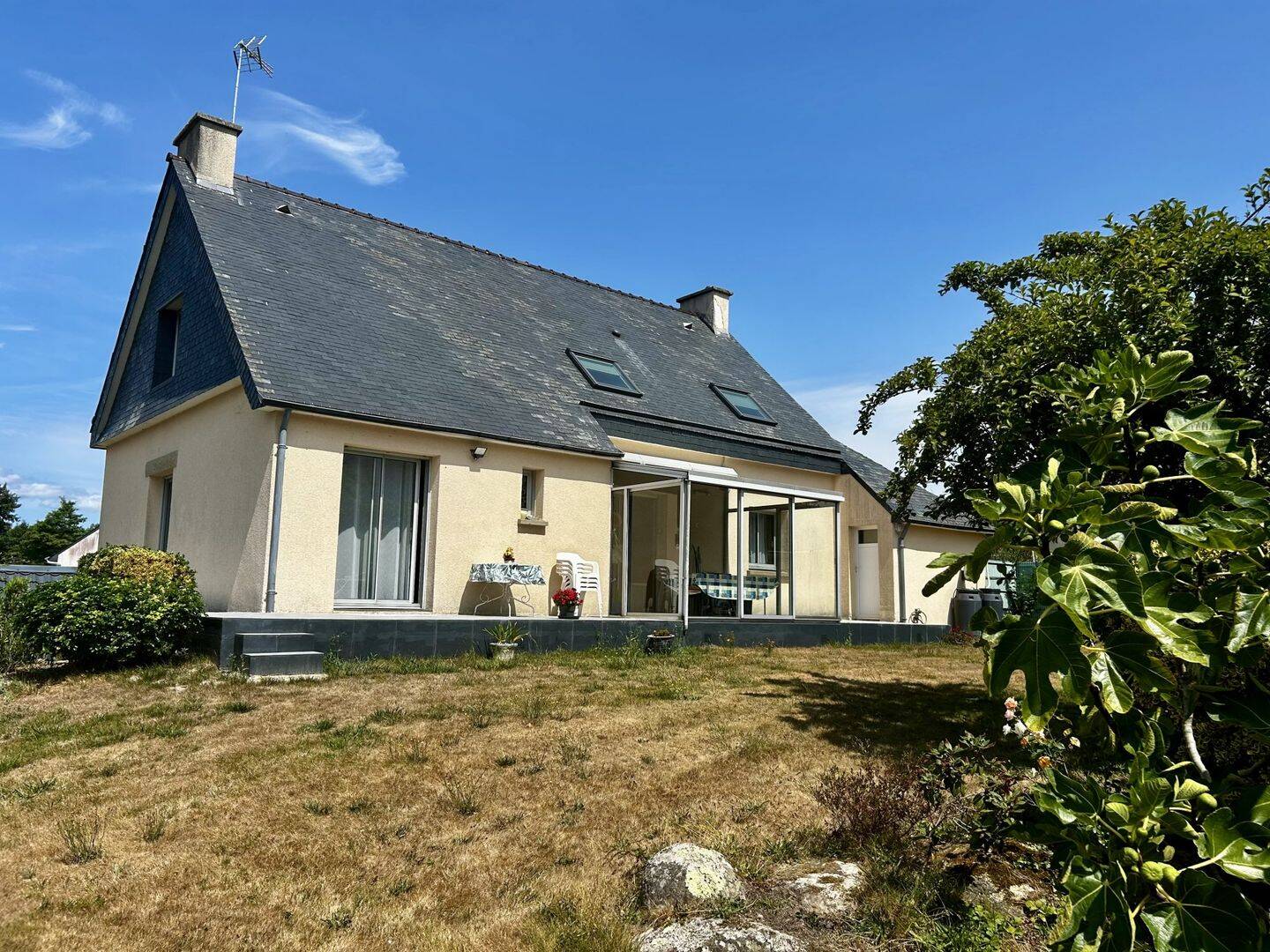Maison 7 pièces 141 m² · à Poullan-sur-Mer · 141,4 m² · 315 000 €
