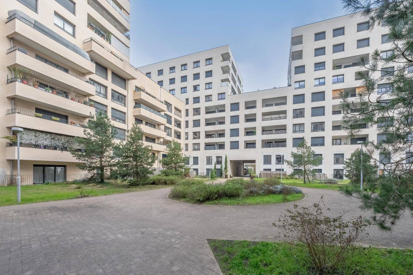 Appartement 4 pièces 78 m² · à Bordeaux · 78 m² · 1 016 €
