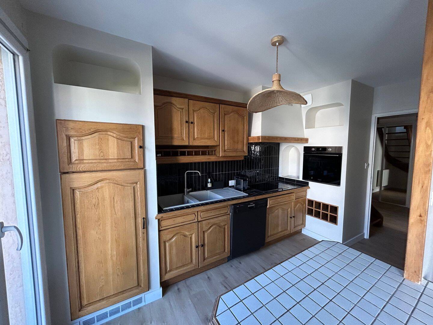 Appartement 5 pièces 92 m² · à Saint-Julien-en-Genevois · 92 m² · 2 250 €/mois