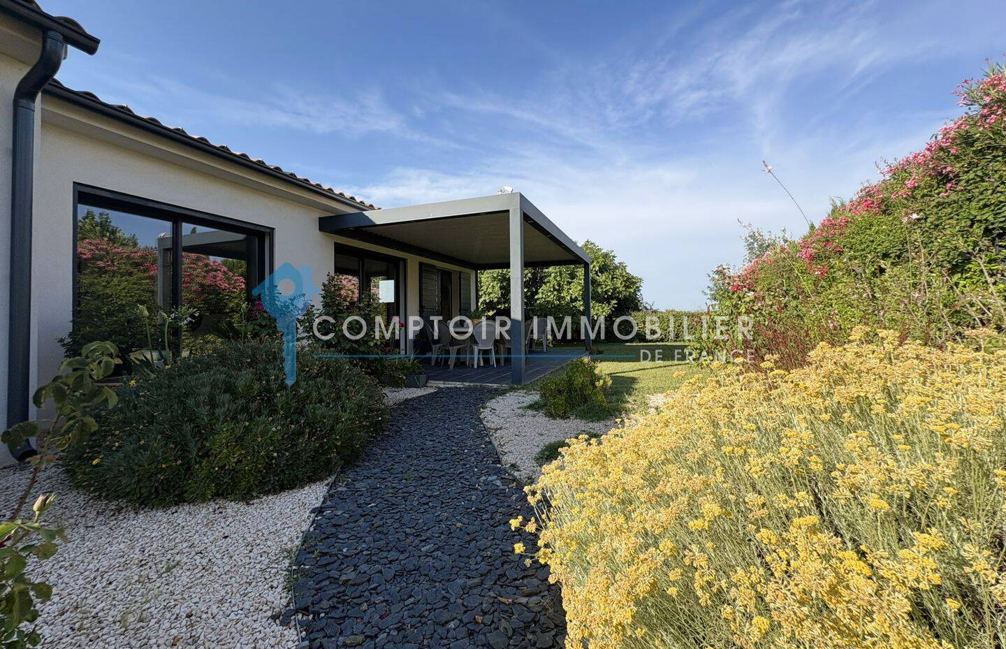 Maison 6 pièces 180 m² · à Meynes · 180 m² · 539 000 €