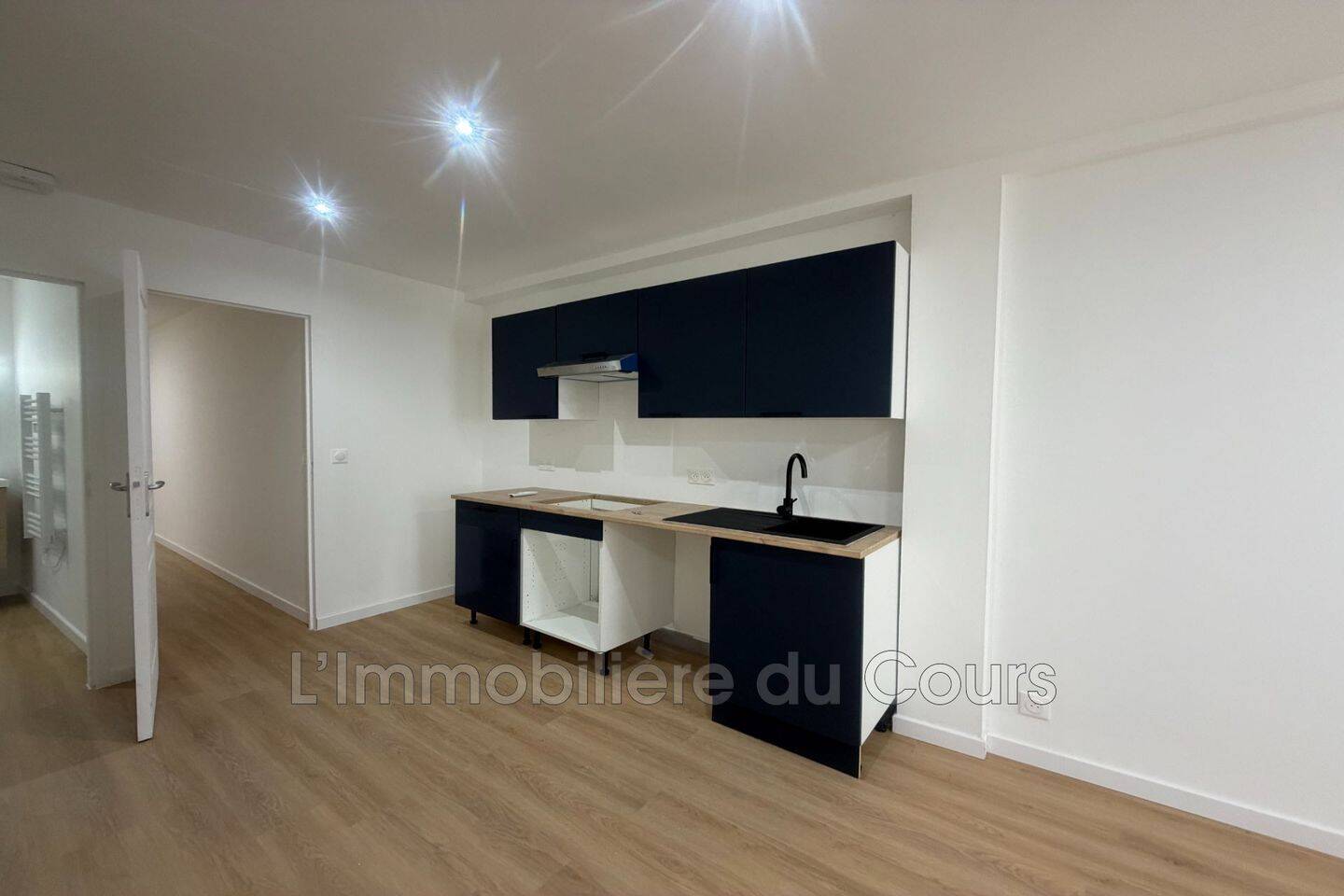 Appartement 2 pièces 42 m² · à Istres · 42,4 m² · 735 €