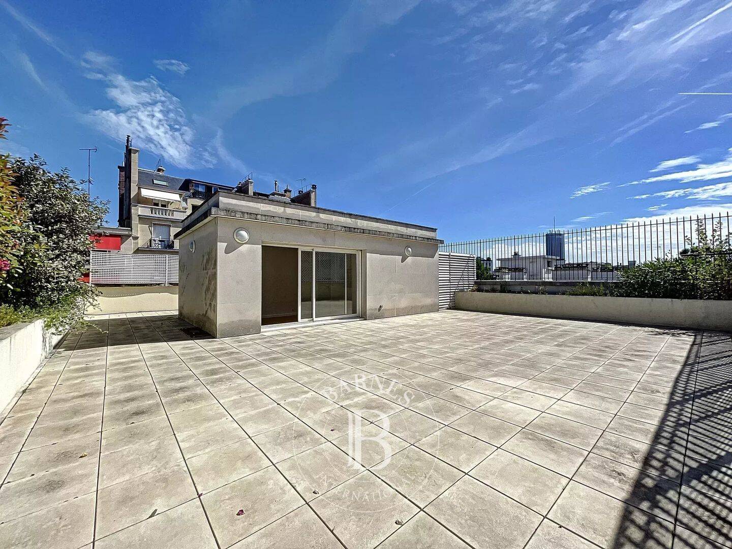Appartement 5 pièces 155 m² · à Neuilly-sur-Seine · 155 m² · 6 640 €