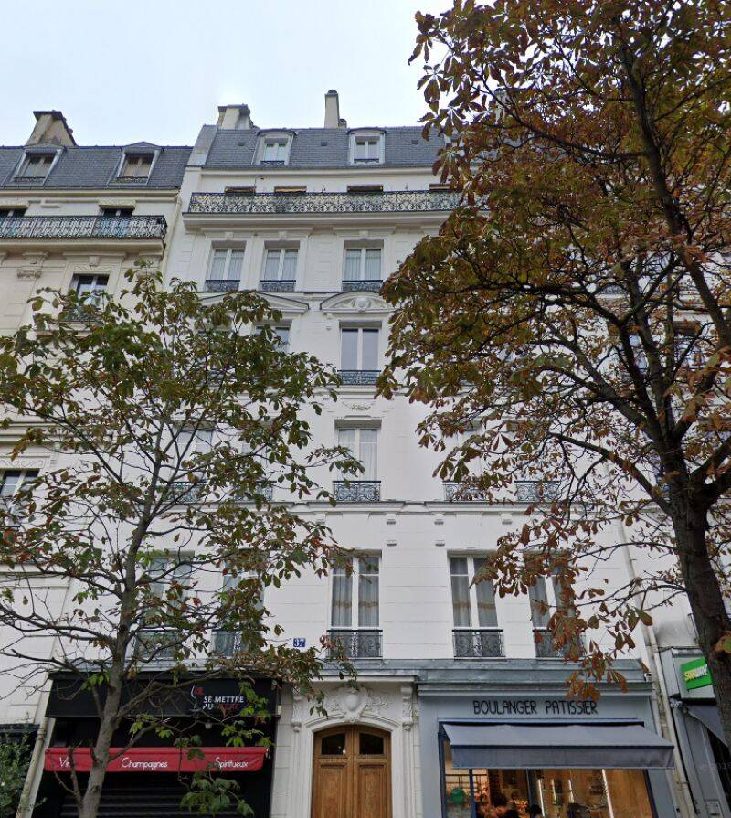 Appartement 2 pièces 42 m² · à Paris 15ème Arrondissement · 42,2 m² · 1 401 €/mois
