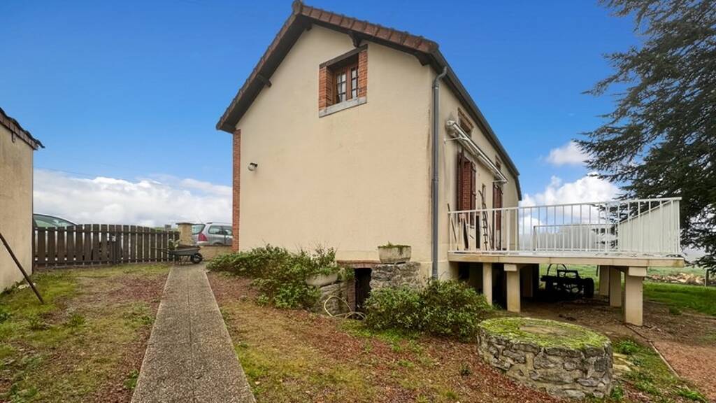Maison à vendre 106 000 € 4 pièces 2 chambres 112 m² 1 030 m² de terrain Aunay-en-Bazois 58110