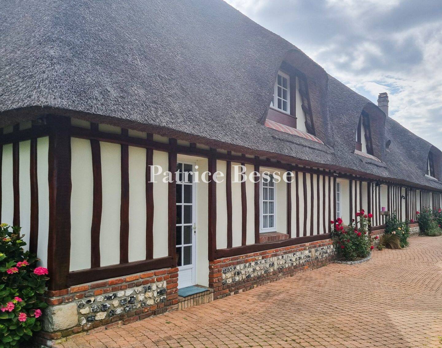 Maison 9 pièces 282 m² · à Dieppe · 282 m² · 525 000 €