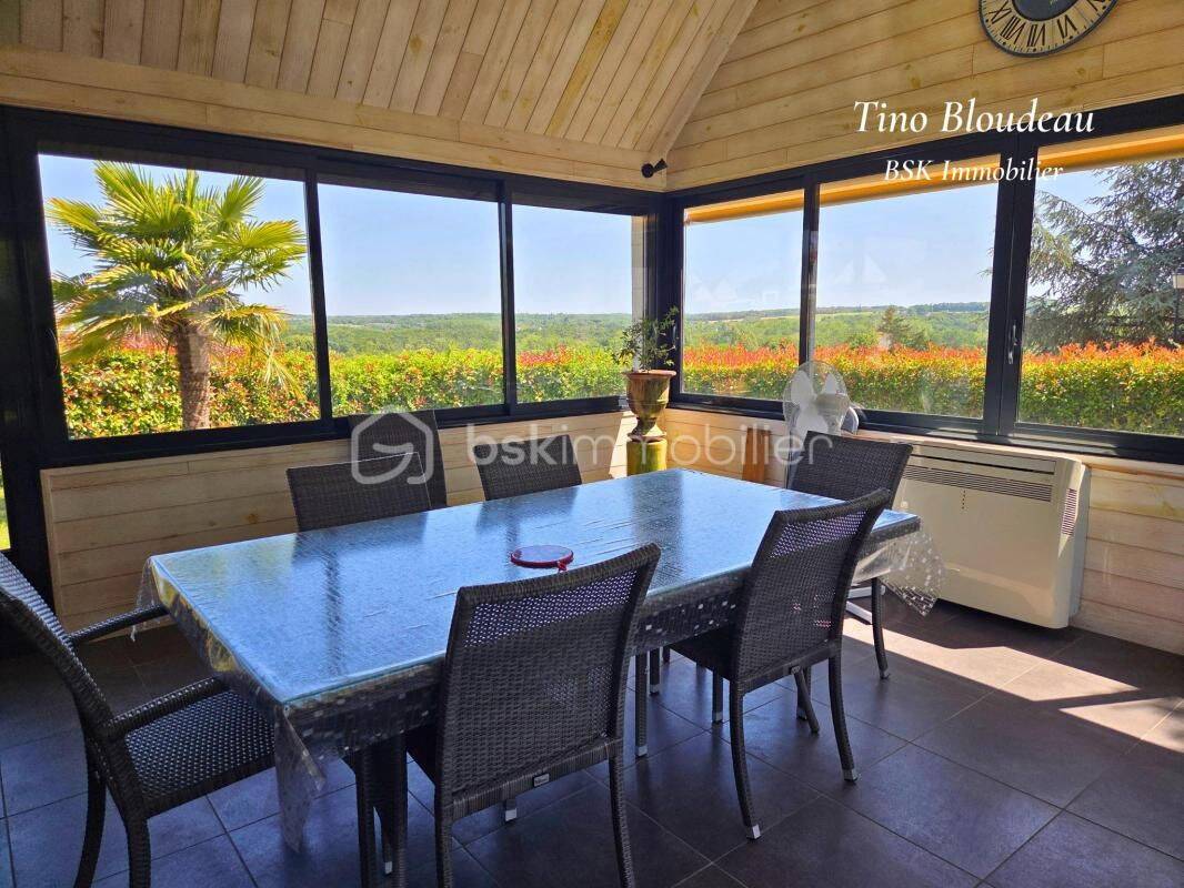 Maison 6 pièces 145 m² · à Chisseaux · 145 m² · 349 000 €