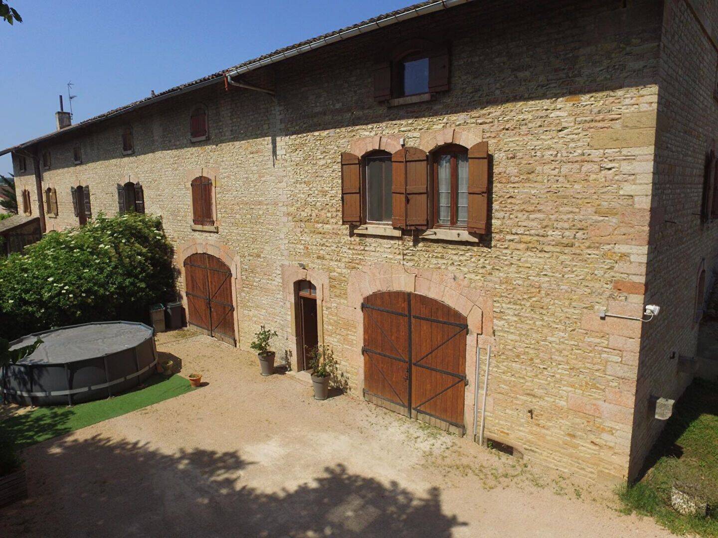 Maison 11 pièces 260 m² · à Lacrost · 260 m² · 490 000 €